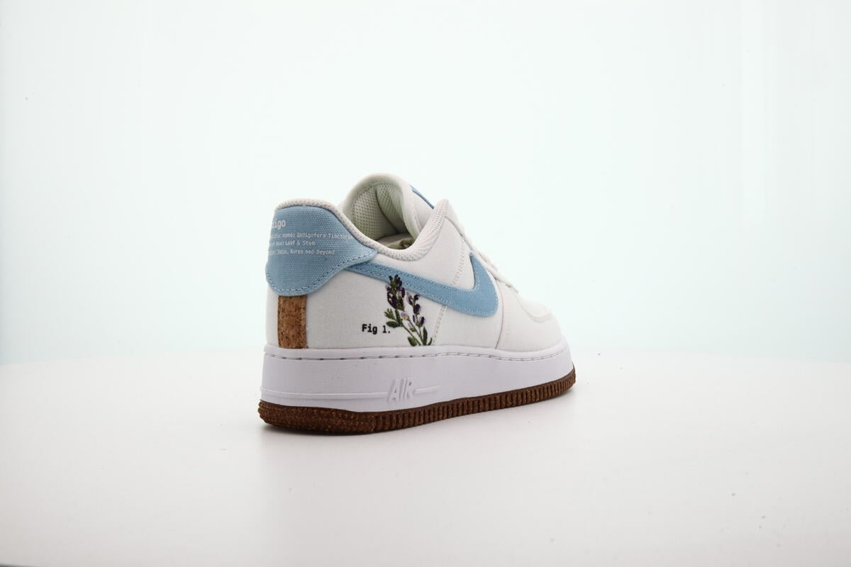 Nike WMNS AIR FORCE 1 '07 SE 